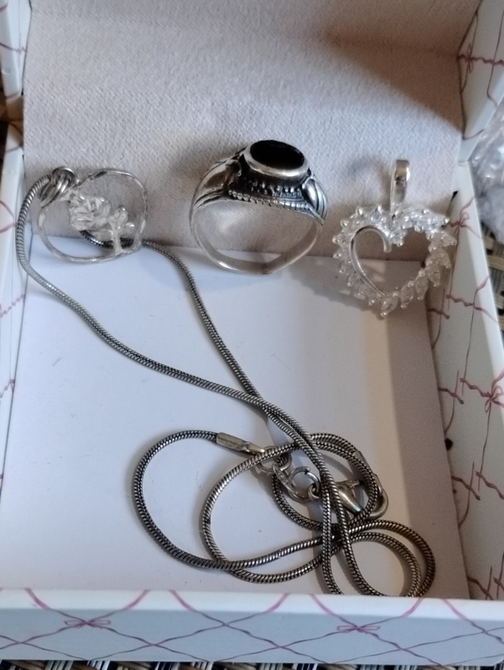 925 Sterling Silver Ring Chain& Pendant